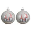 Pallina Natalizia 80mm In Vetro Con Decorazione Gnomi 1 Pallina Natalizia 80mm In Vetro Con Decorazione Gnomi -Offerte Natale Negozio 0057067 pallina natalizia 80mm in vetro con decorazione gnomi