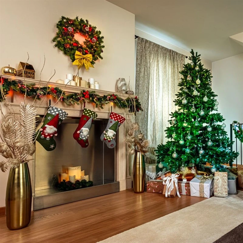 Twinkly Albero Pre-Illuminato Falls Fir 660 LED - 2,1 M, Controllabile Via App 4 Twinkly Albero Pre-Illuminato Falls Fir 660 LED - 2,1 M, Controllabile Via App - immagine 2