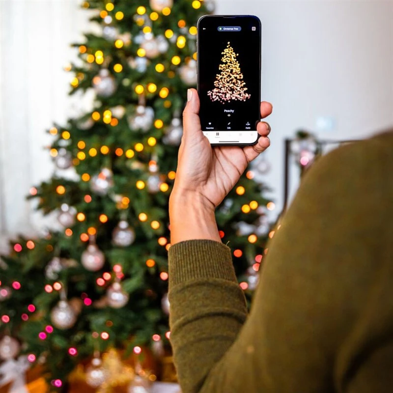 Twinkly Albero Pre-Illuminato Falls Fir 660 LED - 2,1 M, Controllabile Via App 5 Twinkly Albero Pre-Illuminato Falls Fir 660 LED - 2,1 M, Controllabile Via App - immagine 3