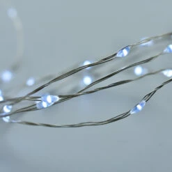 Prequ Catena Di Luci 180 Nanoled Bianco Freddo, 9 M A Batterie, Giochi Luce, Memory Controller, Timer, IP44